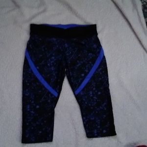 Capri length yoga pants
